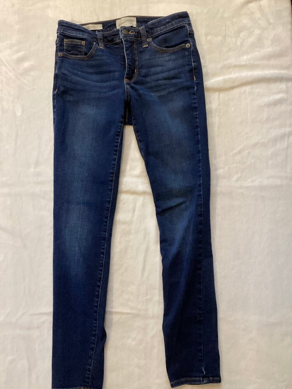 Universal Thread Mid Rise Skinny Jeans Size 2